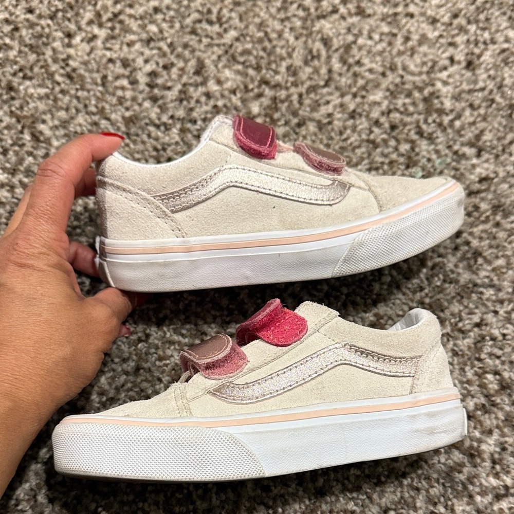 Girl’s VANS Cream and Pink Velcro Sneakers - Picture 3 of 6